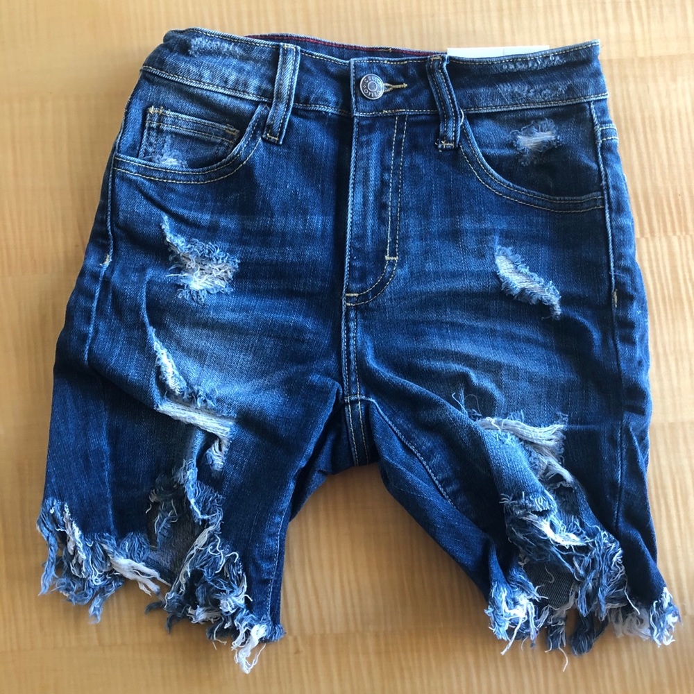 NWT Cello Distressed Denim Shorts